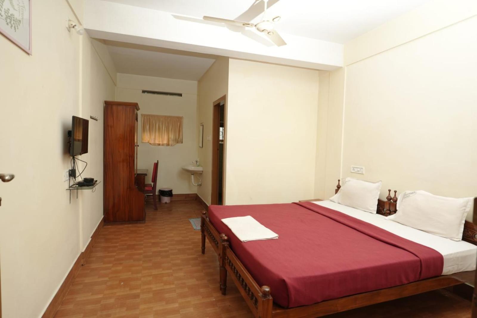 Rain Valley Resort Pīrmed Εξωτερικό φωτογραφία